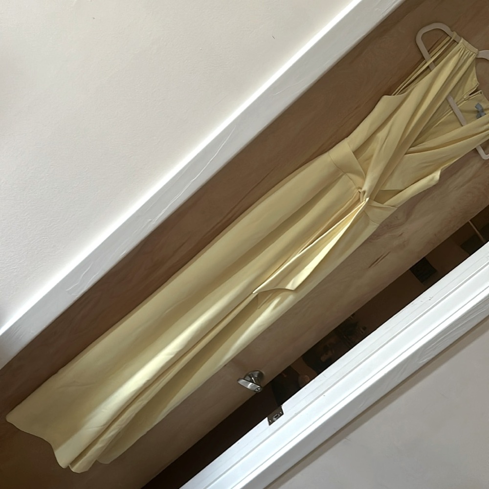 Adorable light yellow jumpsuit for summer!